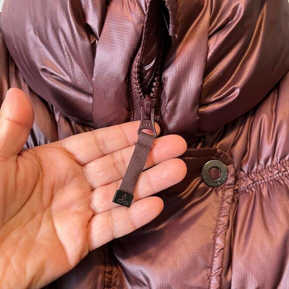 prAna Women's‎ Milly Quilted Puffer Vest Size Small Dark Burgundy Purple - Picture 2 of 8